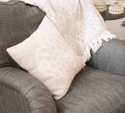 tyynynpäällinen Pässi 43 cm beige/valkoinen*Aarikka Outlet