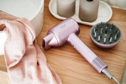 hiustenkuivaaja Superspeed*Adler New