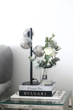 Aneta Lighting pöytävalaisin Molekyl 3-os. musta* Outlet