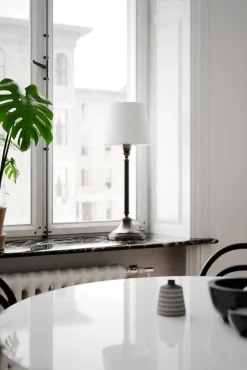 By Rydéns pöytävalaisin Dinant valkoinen*By Rydu00e9ns New