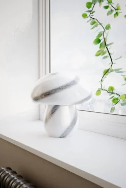 By Rydéns pöytävalaisin Mira Mushroom valkoinen / musta*By Rydu00e9ns Online