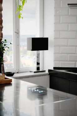 By Rydéns pöytävalaisin Prime 47 cm kromi/musta varjostin*By Rydu00e9ns