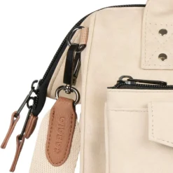 olkalaukku Crossbody Adventurer M*Cabaia Clearance