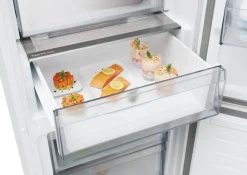 Online Candy jääkaappipakastin CNCQ4T618EW valkoinen