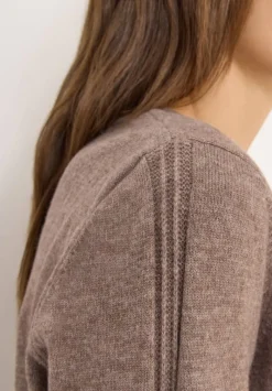 Hot Cecil neule 303545