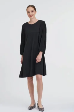 New Create mekko Jaspis Black / musta