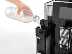 kahviautomaatti Maestosa musta*DeLonghi Clearance