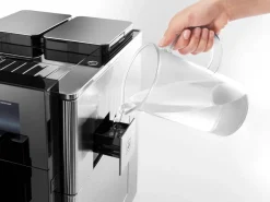 kahviautomaatti Maestosa musta*DeLonghi Clearance