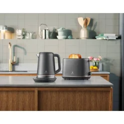 Explore 7 vedenkeitin 1,25 L E7CK1-6BP*Electrolux Outlet