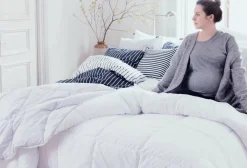 päiväpeitto Ultra harmaa/valk 160x260*Familon