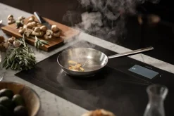 All Steel pure paistinpannu 24 cm, pinnoittamaton*Fiskars Best