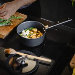 Hard Face kasari 1,8 l kannella*Fiskars Best