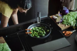 Fiskars Hard Face Paistinpannu 24 cm