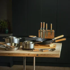 Norden kasari 1,8 L pinnoittamaton*Fiskars Sale