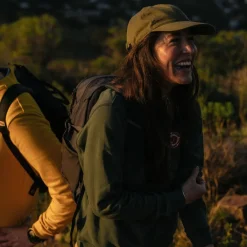 Clearance Fju00e4llru00e4ven Fjällräven collegepaita 1960 Logo Badge Sweater W 679 Deep Patina