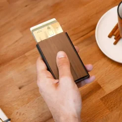 Ögon korttikotelo SL Slider*u00d6gon Outlet