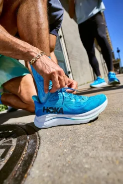 juoksukengät Clifton 10*Hoka