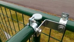 Jämpti väliseinäkiinnikesarja Pro-tarhaan 2 kpl*Ju00e4mpti Sale