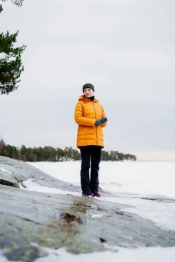 Outlet Joutsen kevytuntuvatakki Ruut