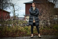 untuvatakki Silvia*Joutsen New