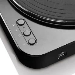 Lenco vinyylilevysoitin bluetooth lähettimellä LBT-120BK  musta