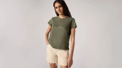 Online Levi's t-paita Graphic Boxy t-shirt