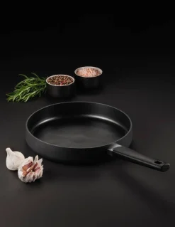 paistinpannu 28 cm grafeeni*Maku Hot