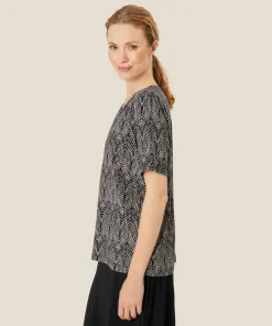 paita MaDodina*Masai Outlet