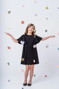 Outlet Mingnelin satiinimekko 4494 MUSTA