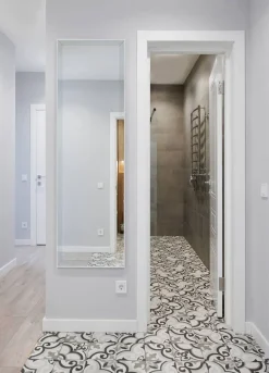 Outlet Mirrors and More peili Vanessa 50 x 150 cm hopea