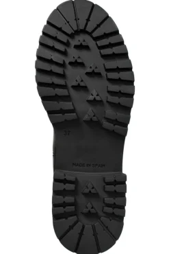 chelseat Yan*Musse & Cloud Clearance