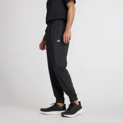 treenihousut Sport Essentials Woven Jogger*New Balance Clearance