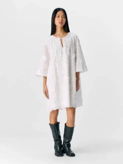 Sale Object mekko Onjmini RE White