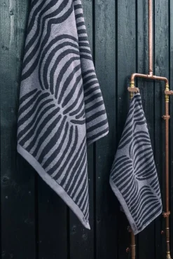 Vilja kylpypyyhe musta 70x150 cm*Pentik Discount