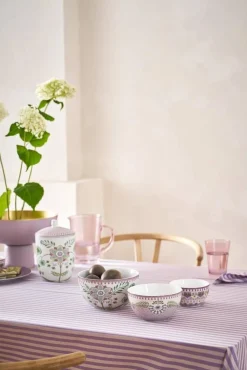 aamiaissetti Lily&Lotus*Pip Studio Hot