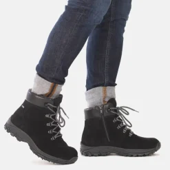 Pomar nastakengät Kaakkuri Spike 400 Black Suede / Nappa / Spike Sole