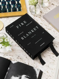 Clearance Printworks sammutuspeite musta