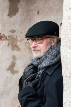 Sale Salon lakkitehdas hattu Huopis Crush MUSTA