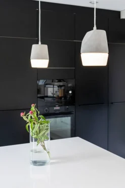 design-riippuvalaisin Louhi betoni*Sessak New