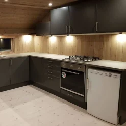 Outlet Sunwind kaasujääkaappi Ventus 100 TC valkoinen