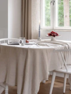 pöytäliina Julie 145x280 cm l.valkoinen*Svanefors Sale