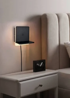 Online Trio Lighting LED seinävalaisin Fairfield mattamusta latausa