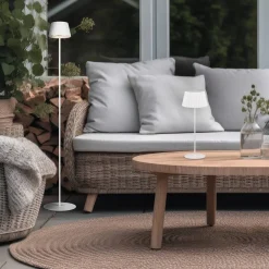 Online Trio Lighting LED ulkopöytävalaisin Suarez mattavalkoinen la