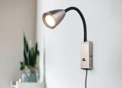 Hot Trio Lighting seinävalaisin Wanda GU10 harjattu teräs