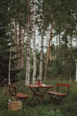 Hot Varax istuinryhmä Rasta Viking,  mustalla rungolla