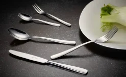 Liam Aterinsetti 30-os.*Villeroy&Boch Best