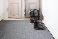 Online VM-Carpet Balanssi 98 tummanharmaa,   133*200 cm, kantti 5460