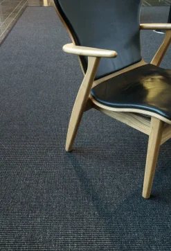 Online VM-Carpet Esmeralda 79 musta, 160*230 cm, kantti 020 B