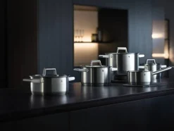 Clearance WMF korkea kattila Comfort Line 24 cm/5,7 l kannella