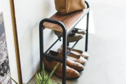 Online Yamazaki kenkäteline kannella Tower musta